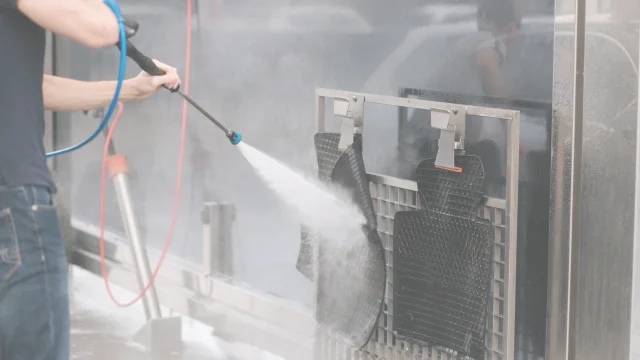 Pressure-Washing